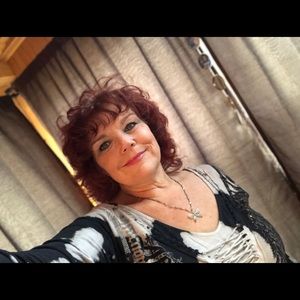 Meet your Posher, Teresa